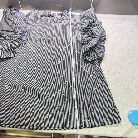 JODIFL Black / White Stripe Ruffled Sleeveless Blouse with sparkle design - Picture 13 of 16